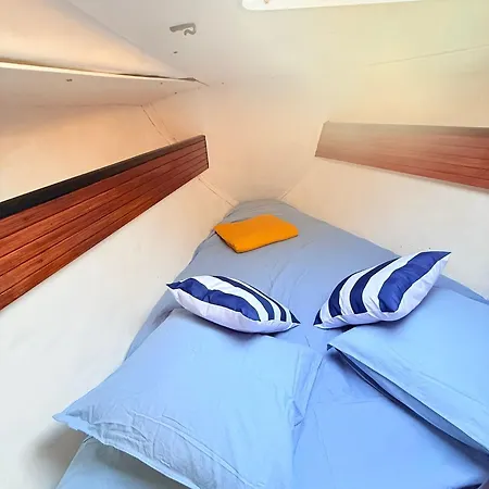 Cosy Boat * Lissabon